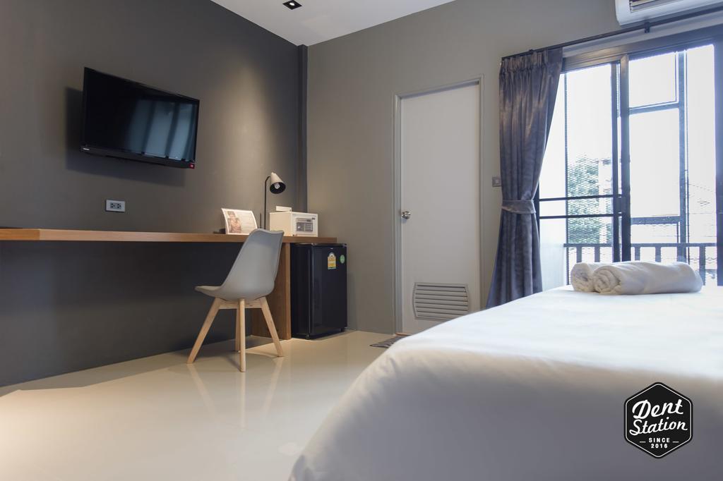 Dent Station Resident Hotel Phuket Ngoại thất bức ảnh